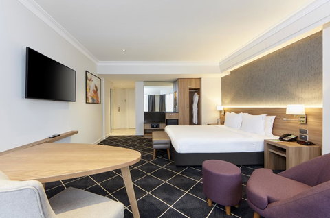 Furama Darling Harbour - Dalby Accommodation 17