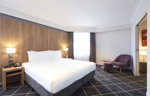 Furama Darling Harbour - Dalby Accommodation 27