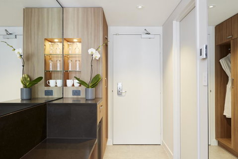 Furama Darling Harbour - Dalby Accommodation 40