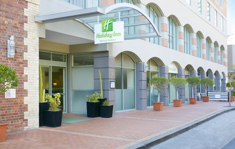 Furama Darling Harbour - Dalby Accommodation 24