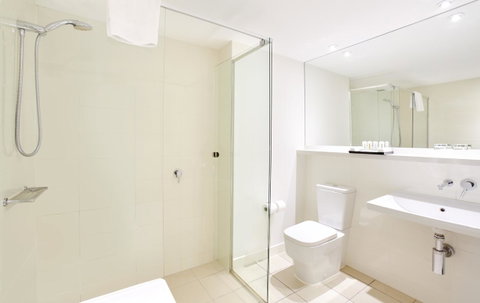 Furama Darling Harbour - Dalby Accommodation 33
