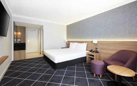 Furama Darling Harbour - Dalby Accommodation 41