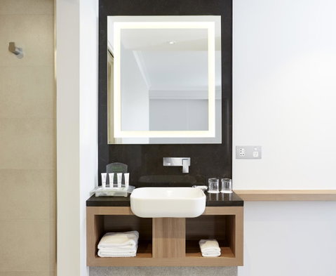 Furama Darling Harbour - Dalby Accommodation 10