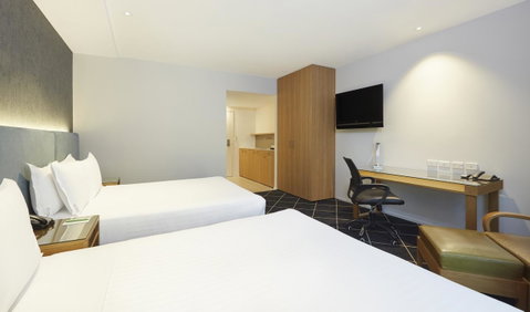 Furama Darling Harbour - Dalby Accommodation 42