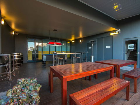 Alpha Hotel Eastern Creek - Dalby Accommodation 19