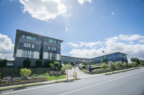 Alpha Hotel Eastern Creek - Dalby Accommodation 2