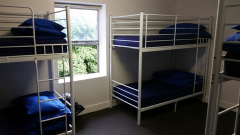 Summer House Kings Cross - Dalby Accommodation 12