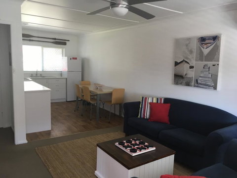 Tomaree Lodge - Dalby Accommodation 1