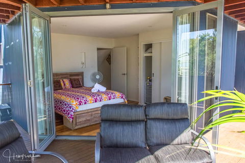 Valla's Beach House - Dalby Accommodation 15