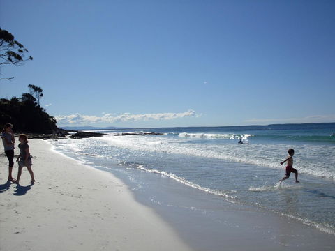 Bush & Bay Cottage - Dalby Accommodation 25