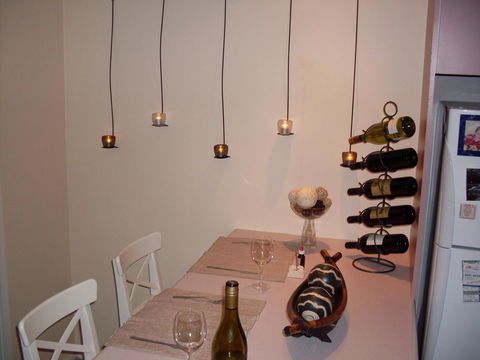 Bush & Bay Cottage - Dalby Accommodation 14