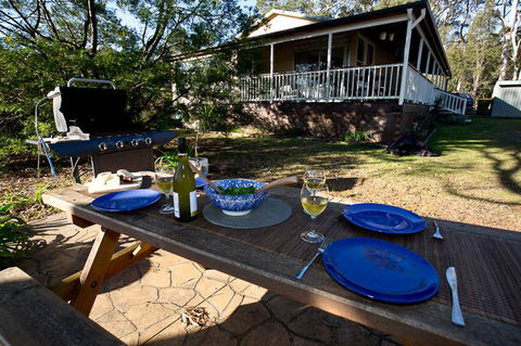 Bush & Bay Cottage - Dalby Accommodation 16