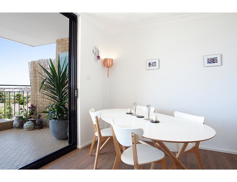 Ocean Views And Sea Breezes Over Bondi Beach - Dalby Accommodation 7