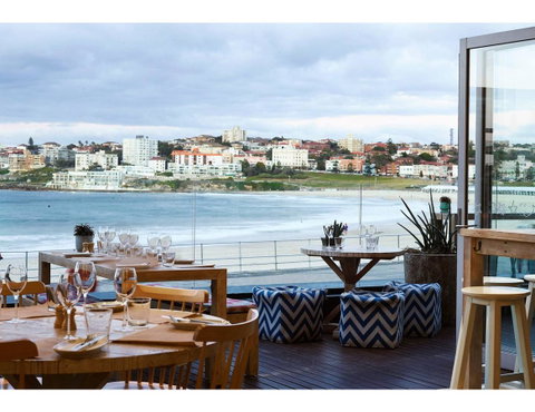 Ocean Views And Sea Breezes Over Bondi Beach - Dalby Accommodation 21