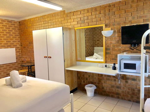 Marco Polo Motor Inn Sydney - Dalby Accommodation 15