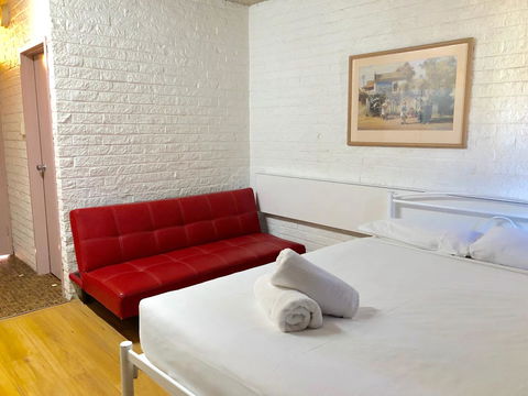 Marco Polo Motor Inn Sydney - Dalby Accommodation 3