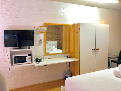 Marco Polo Motor Inn Sydney - Dalby Accommodation 11