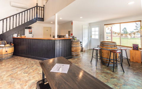 Madigan Wine Country Cottages - Dalby Accommodation 25