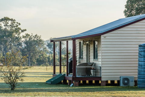 Madigan Wine Country Cottages - Dalby Accommodation 35