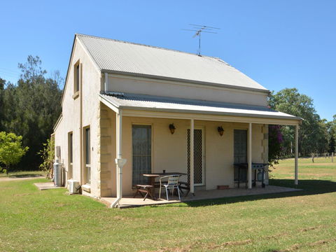 Madigan Wine Country Cottages - Dalby Accommodation 41