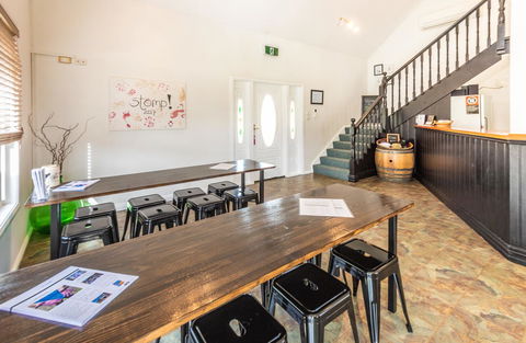 Madigan Wine Country Cottages - Dalby Accommodation 26