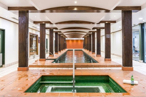 Classic 2 BR Apt In Pyrmont - Dalby Accommodation 22