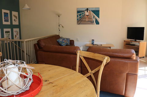 Beaches Apartments Merimbula - Dalby Accommodation 9
