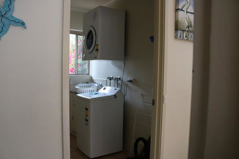 Beaches Apartments Merimbula - Dalby Accommodation 20