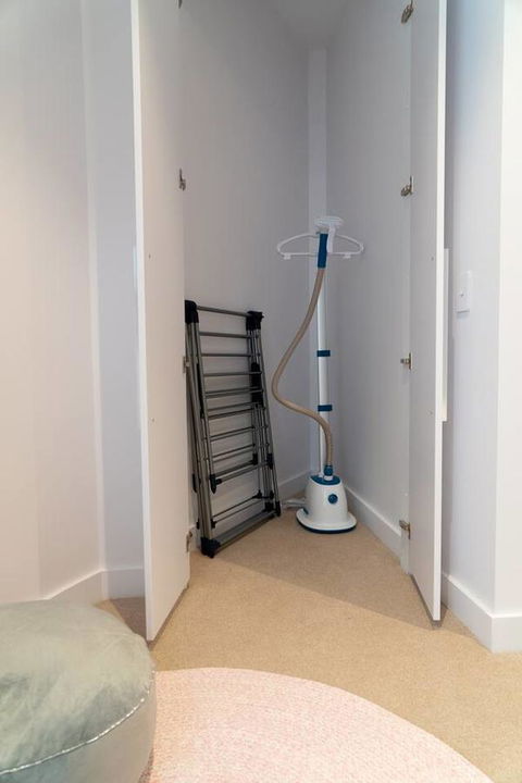 Two Bedroom Darling Harbour Apt Chinatown CBD UTS - Dalby Accommodation 13