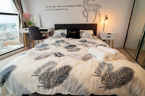 Two Bedroom Darling Harbour Apt Chinatown CBD UTS - Dalby Accommodation 18