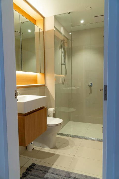 Two Bedroom Darling Harbour Apt Chinatown CBD UTS - Dalby Accommodation 44