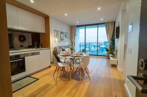 Two Bedroom Darling Harbour Apt Chinatown CBD UTS - Dalby Accommodation 0