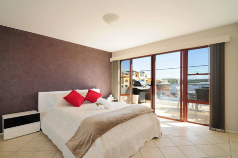 Jervis Bay Vista - Dalby Accommodation 0