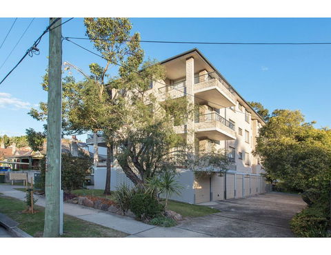 Stay In The Heart Of Randwick With Style - Dalby Accommodation 14