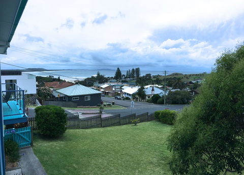 Clareview, 8 Korogora Street - Dalby Accommodation 0