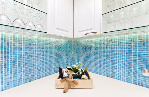 One Mile Mansion - Private Coastal Retreat FREE FAMILY ADVENTURE PASS - Dalby Accommodation 3