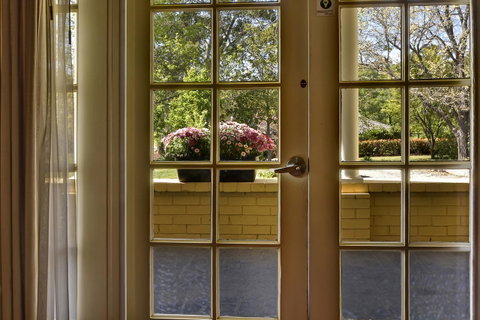 Bundanoon Lodge - Dalby Accommodation 41