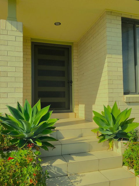 Sydney Amazing Holiday Home Bridal BnB - Dalby Accommodation 23