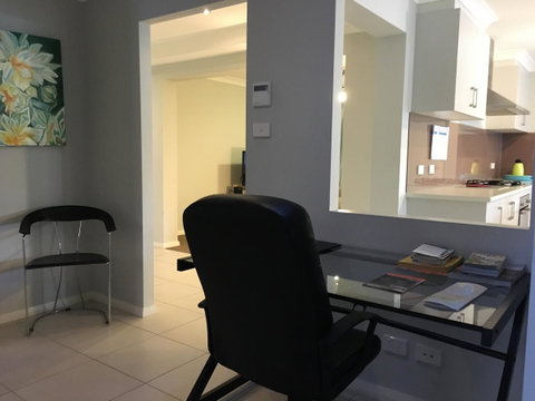 Sydney Amazing Holiday Home Bridal BnB - Dalby Accommodation 27