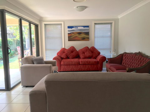 Sydney Amazing Holiday Home Bridal BnB - Dalby Accommodation 26