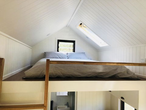 Christopher Tiny House - Dalby Accommodation 3