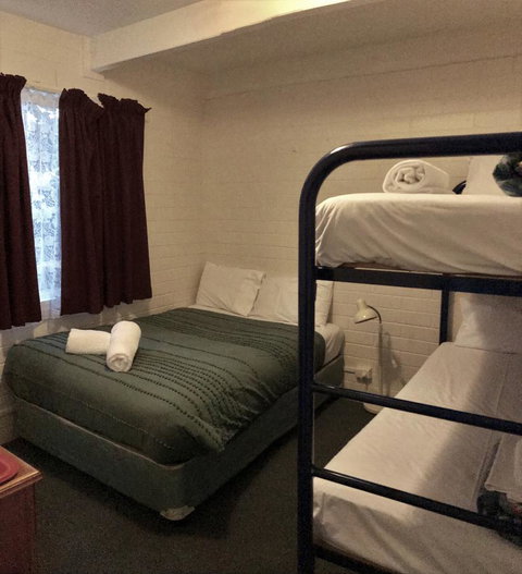 Kon Tiki Apartments - Dalby Accommodation 10