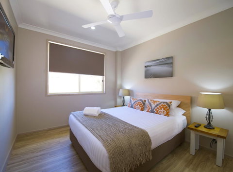 Marty's @ Little Beach - Dalby Accommodation 20