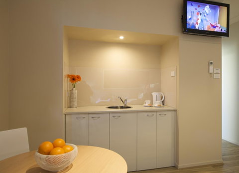 Marty's @ Little Beach - Dalby Accommodation 22