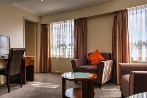 Seasons Darling Harbour - Dalby Accommodation 28