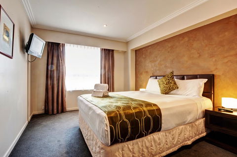 Seasons Darling Harbour - Dalby Accommodation 16