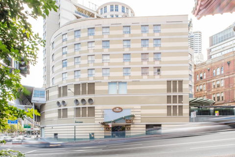 Seasons Darling Harbour - Dalby Accommodation 0