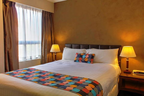 Seasons Darling Harbour - Dalby Accommodation 26