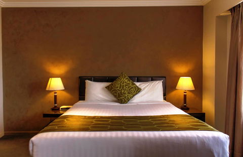 Seasons Darling Harbour - Dalby Accommodation 18