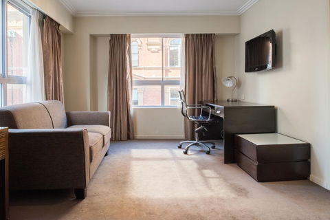 Seasons Darling Harbour - Dalby Accommodation 10
